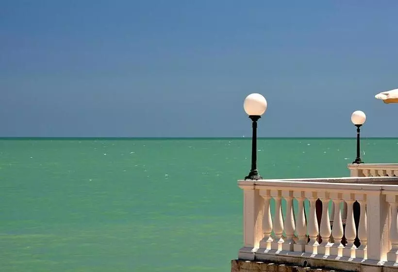 Hotel Brigantino Non Dista