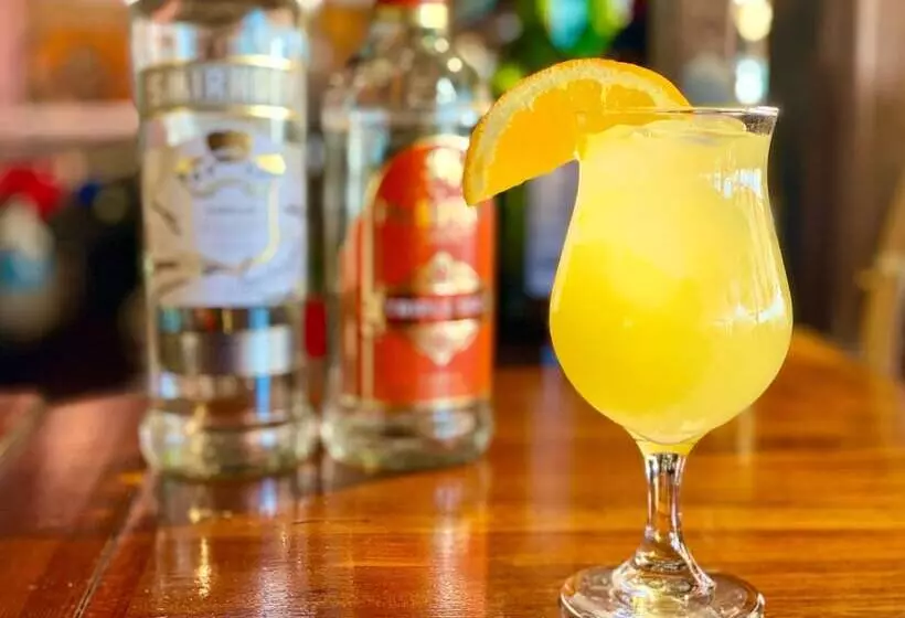 호텔 Capt Hirams Resort