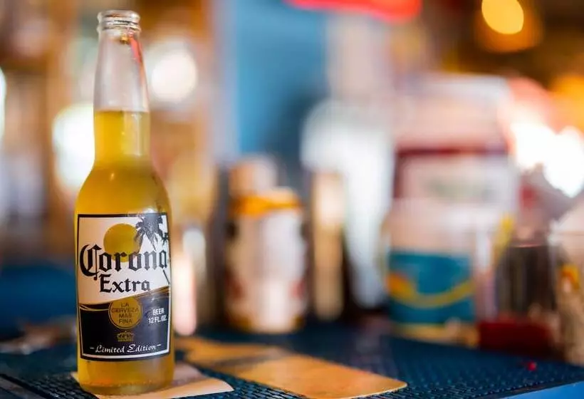 호텔 Capt Hirams Resort