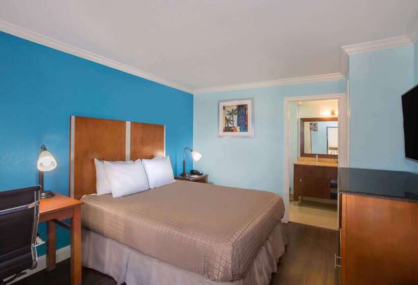 호텔 Days Inn By Wyndham Florida City