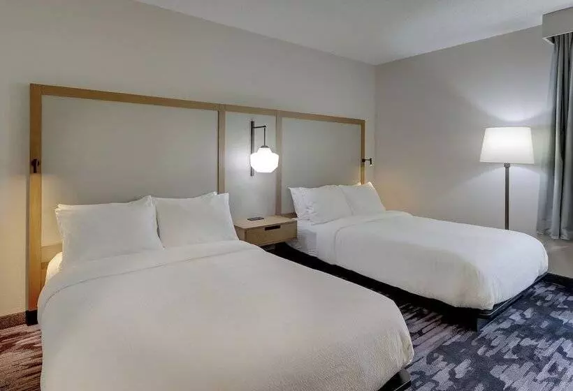 호텔 Fairfield Inn & Suites Southport