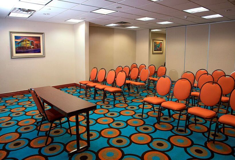 هتل Spark By Hilton Amarillo West Medical Center