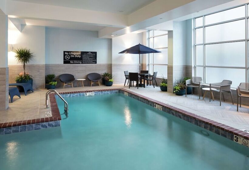 فندق Hampton Inn & Suites Memphis Beale Street