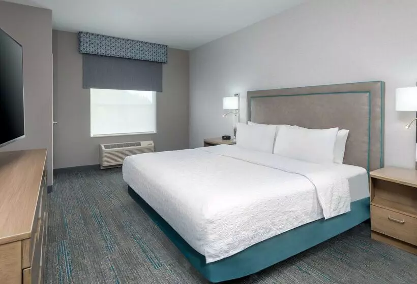 Отель Hampton Inn Boston Bedford Burlington