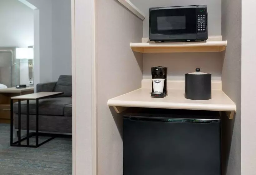 Отель Hampton Inn Boston Bedford Burlington