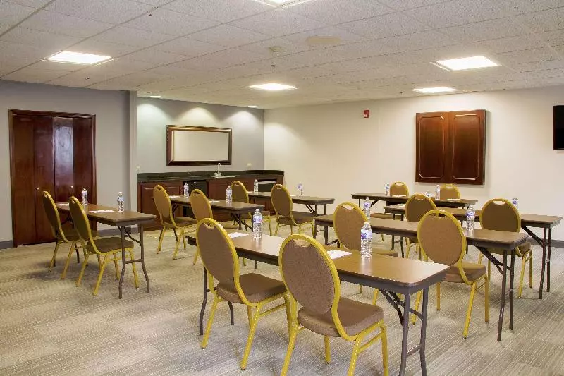 ホテル Hampton Inn Danville