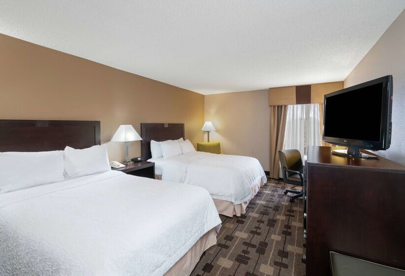 酒店 Hampton Inn Dublin