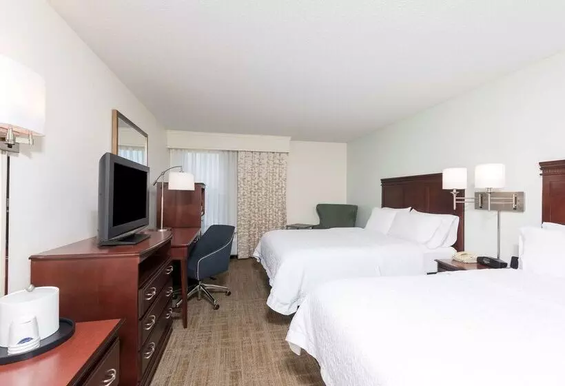 호텔 Hampton Inn East Lansing