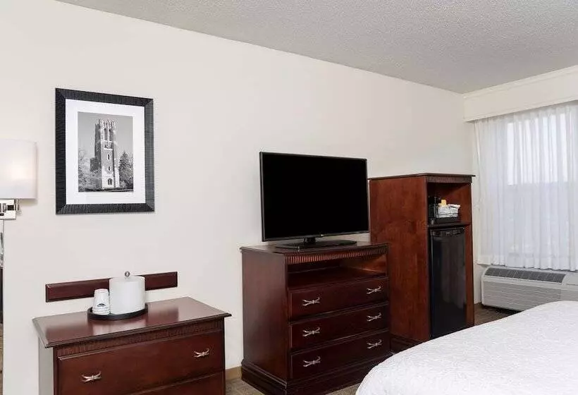 호텔 Hampton Inn East Lansing