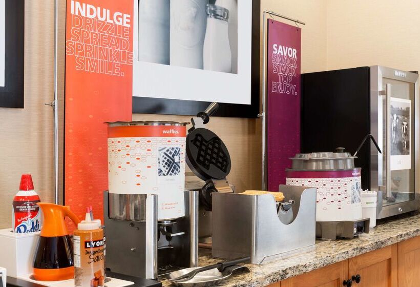 هتل Hampton Inn Houstonwillowbrook Mall