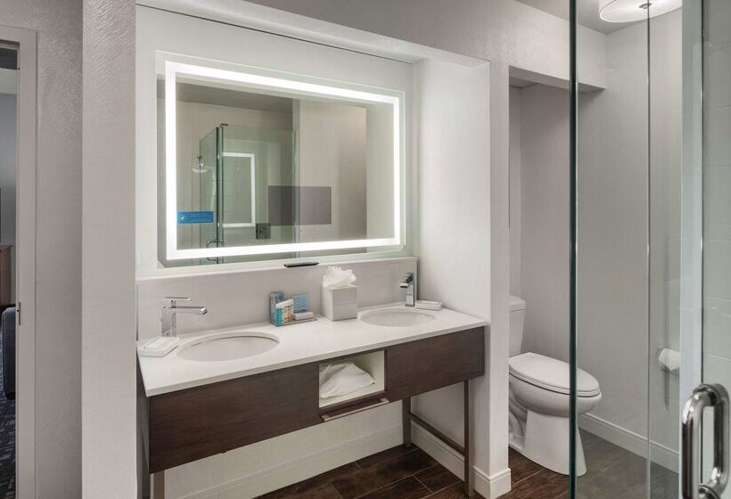 호텔 Hampton Inn Louisvillenortheast