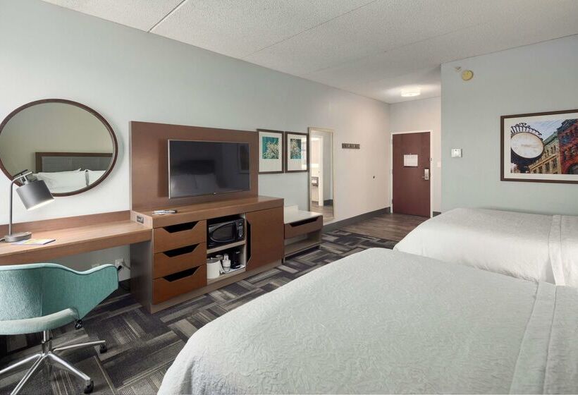 호텔 Hampton Inn Louisvillenortheast