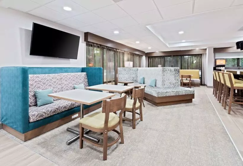 호텔 Hampton Inn Perry