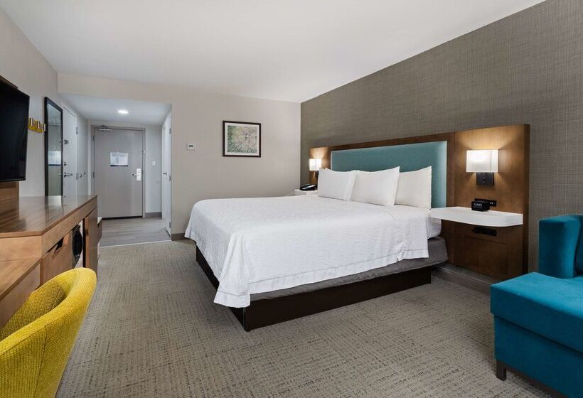فندق Hampton Inn Perry