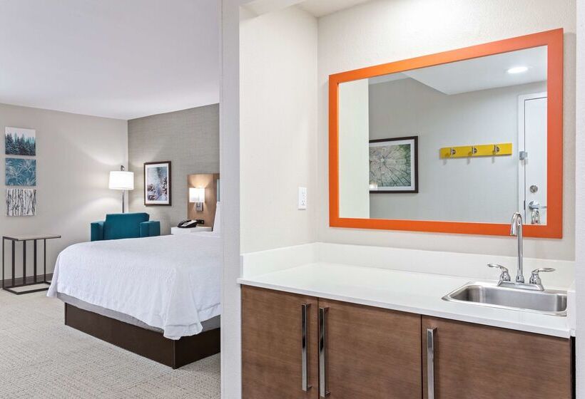 فندق Hampton Inn Perry