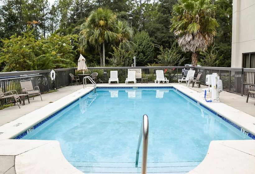 فندق Hampton Inn Perry