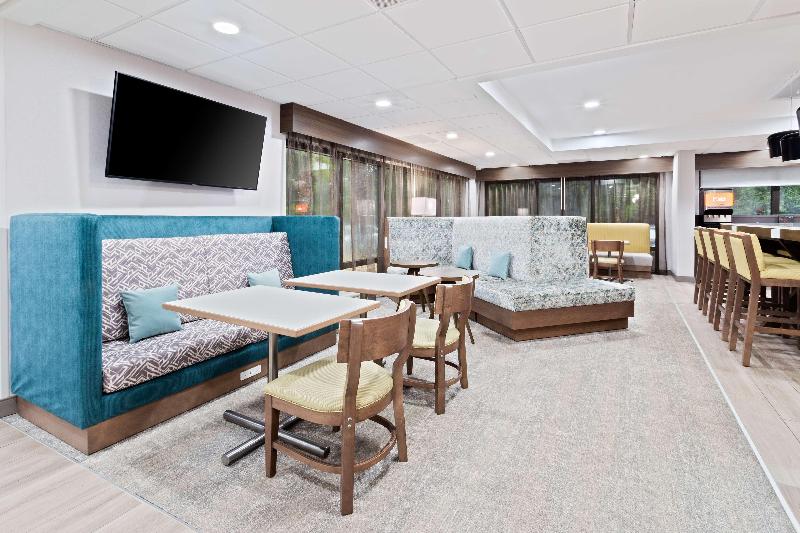 فندق Hampton Inn Perry