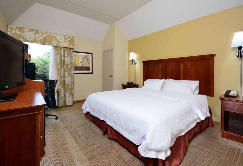 فندق Hampton Inn Raleigh Capital Blvd. North