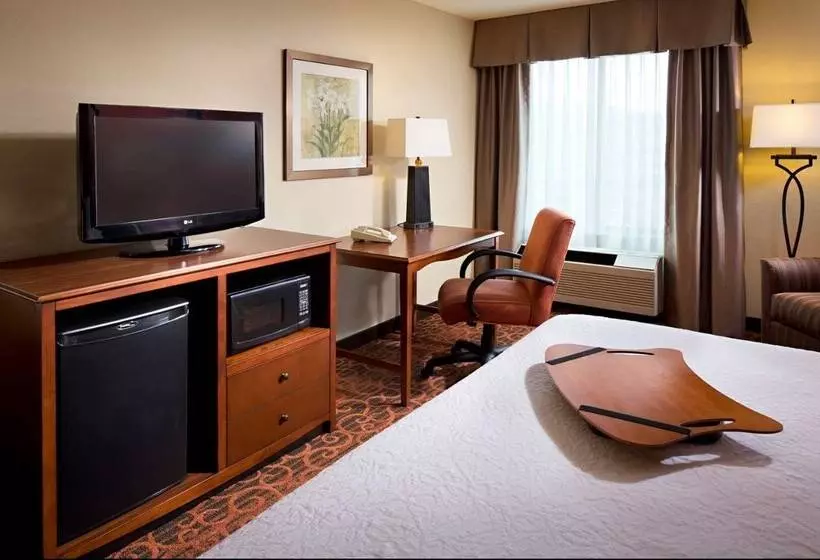 هتل Hampton Inn San Diego Del Mar