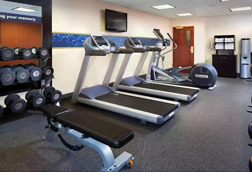 هتل Hampton Inn San Diego Del Mar