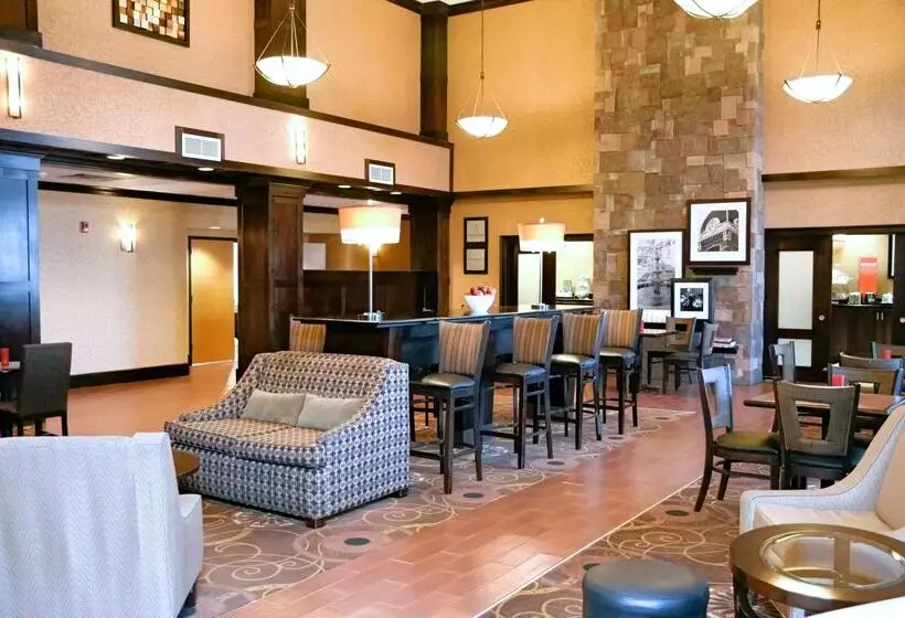 酒店 Hampton Inn & Suites Birminghampelham