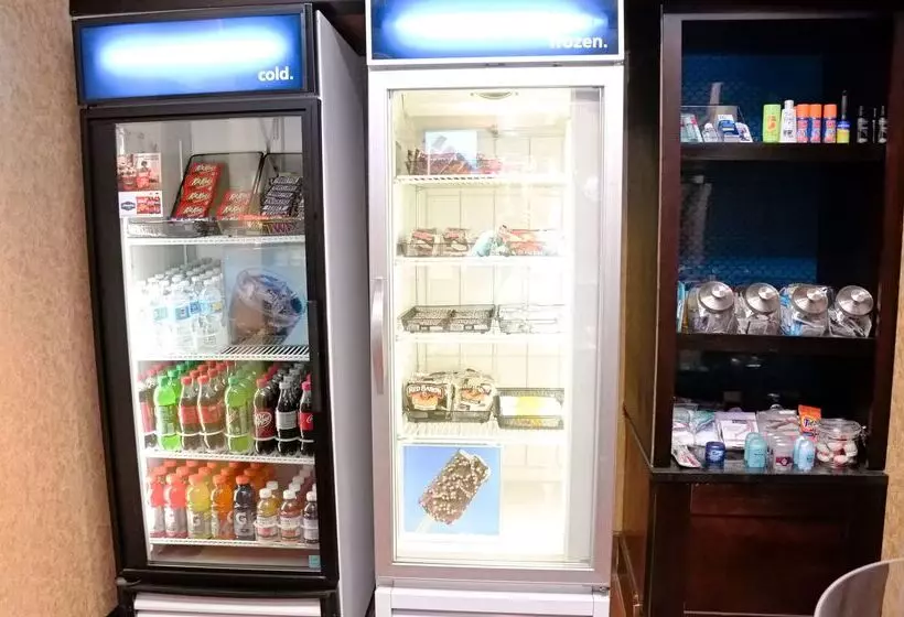 酒店 Hampton Inn & Suites Birminghampelham