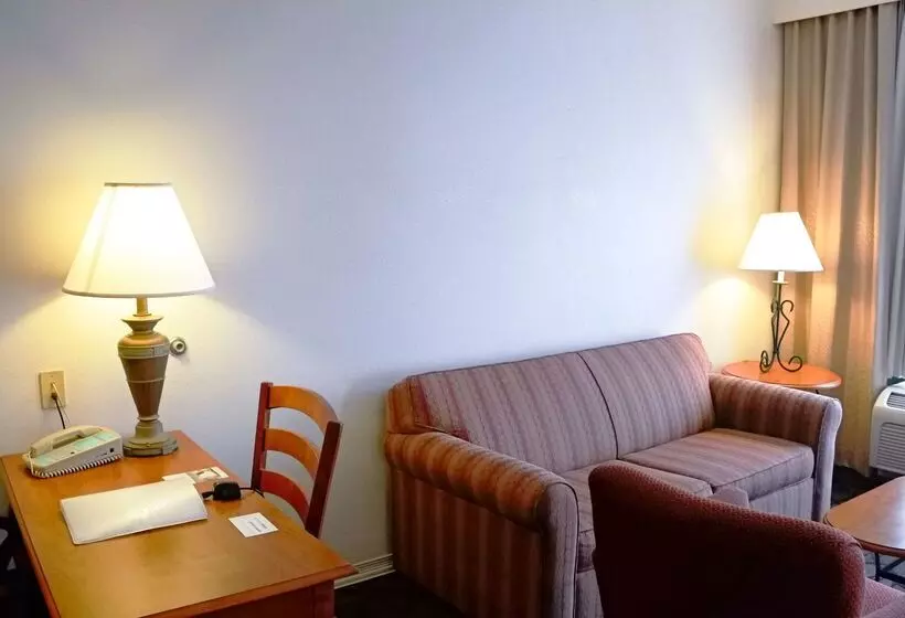 酒店 Hampton Inn & Suites Birminghampelham