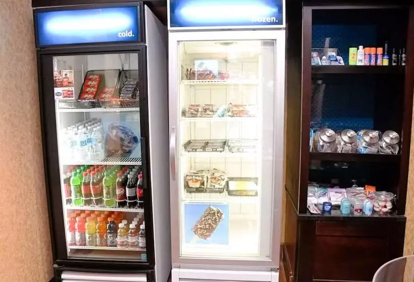 酒店 Hampton Inn & Suites Birminghampelham