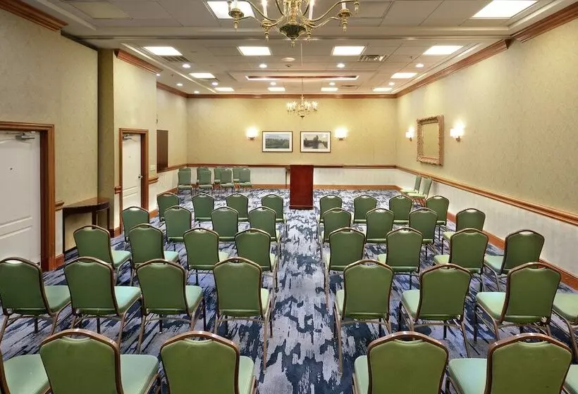 Отель Hampton Inn & Suites Greenville/spartanburg I 85, Sc