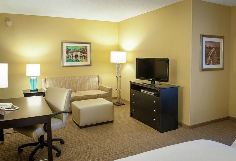 فندق Hampton Inn & Suites St. Petersburg/downtown