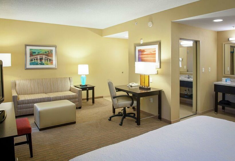 فندق Hampton Inn & Suites St. Petersburg/downtown