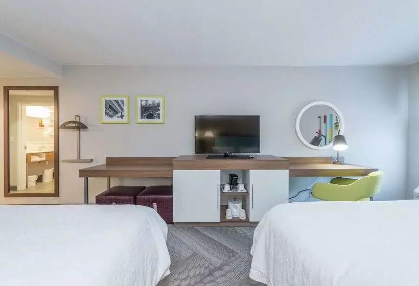 هتل Hampton Inn Tampaveterans Expwy