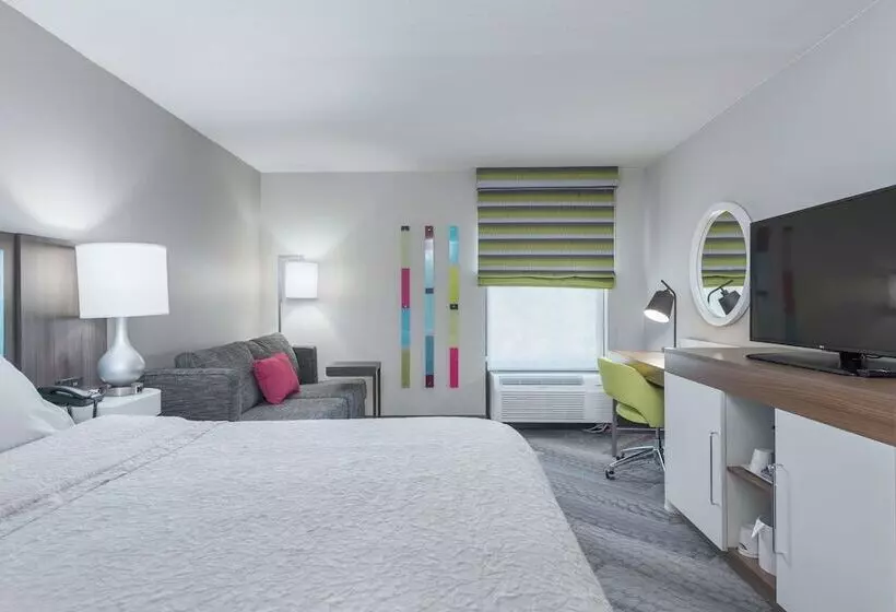 هتل Hampton Inn Tampaveterans Expwy