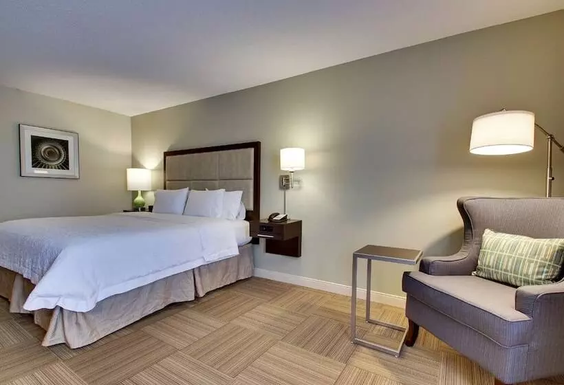 Отель Hampton Inn Warner Robins