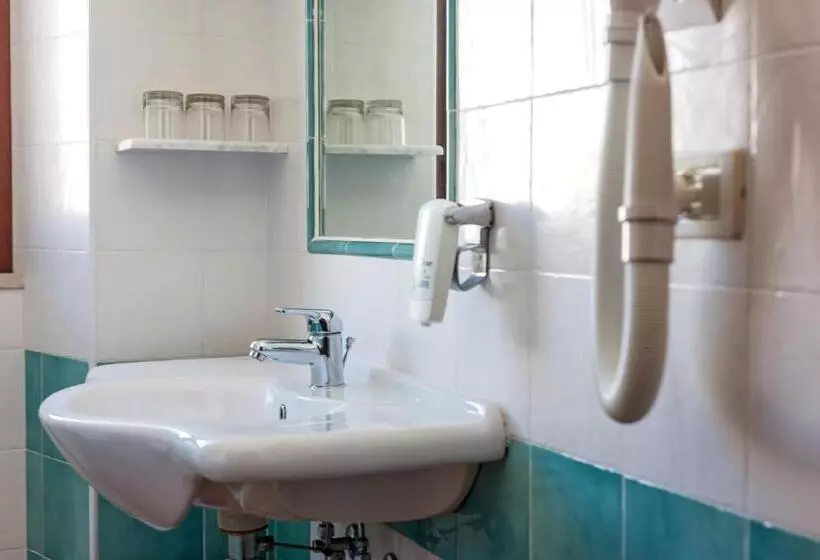 ホテル Il Querceto