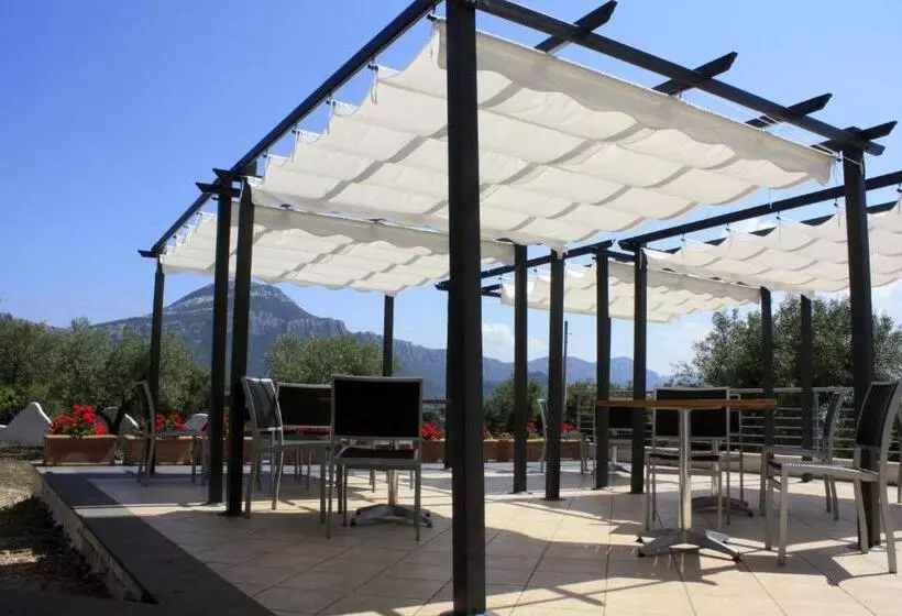 ホテル Il Querceto