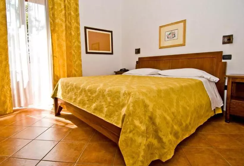 ホテル Il Querceto