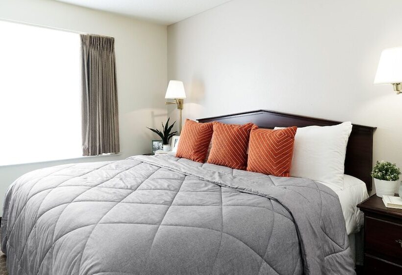 Otel Intown Suites Extended Stay Chesapeake Va   Battlefield Blvd