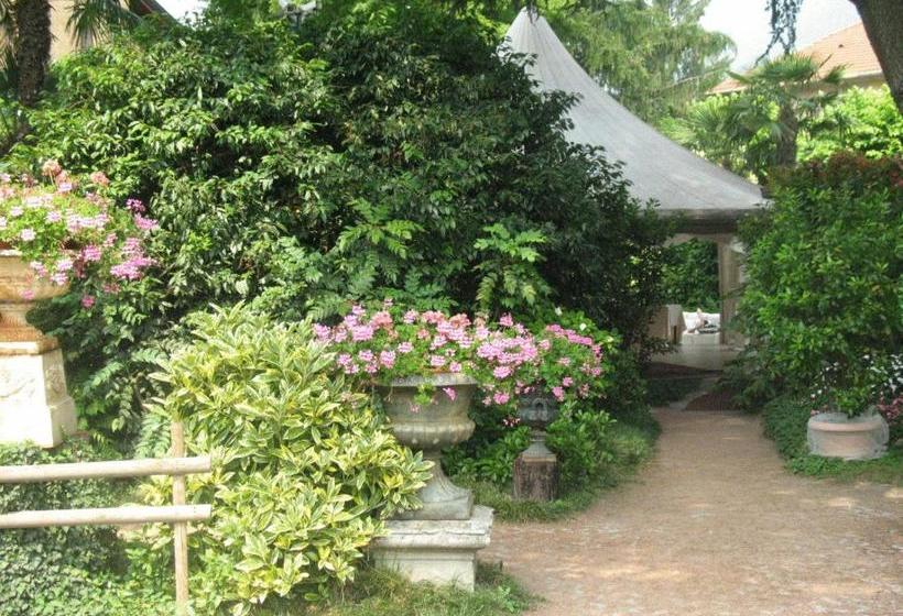 בית מלון כפרי La Bussola