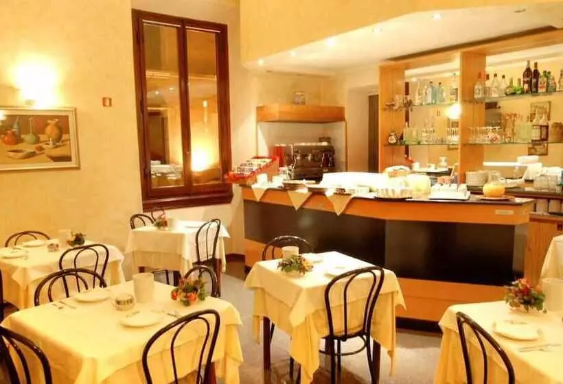 Brooklyn   Ex Hotel Lombardi