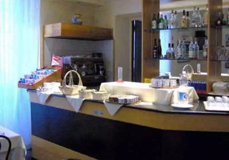 Brooklyn   Ex Hotel Lombardi