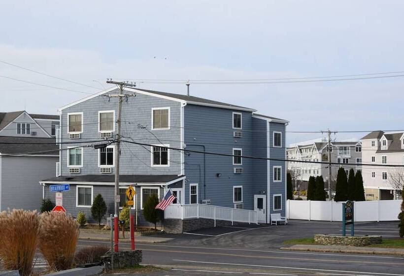 Hotelli Rhea's Inn By The Sea