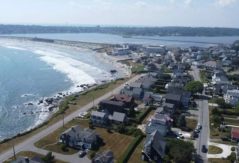 Szálloda Rhea's Inn By The Sea