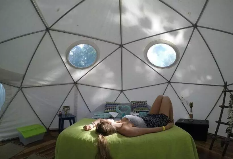 Aamiaismajoitus (B&B) Faith Glamping Dome Costa Rica