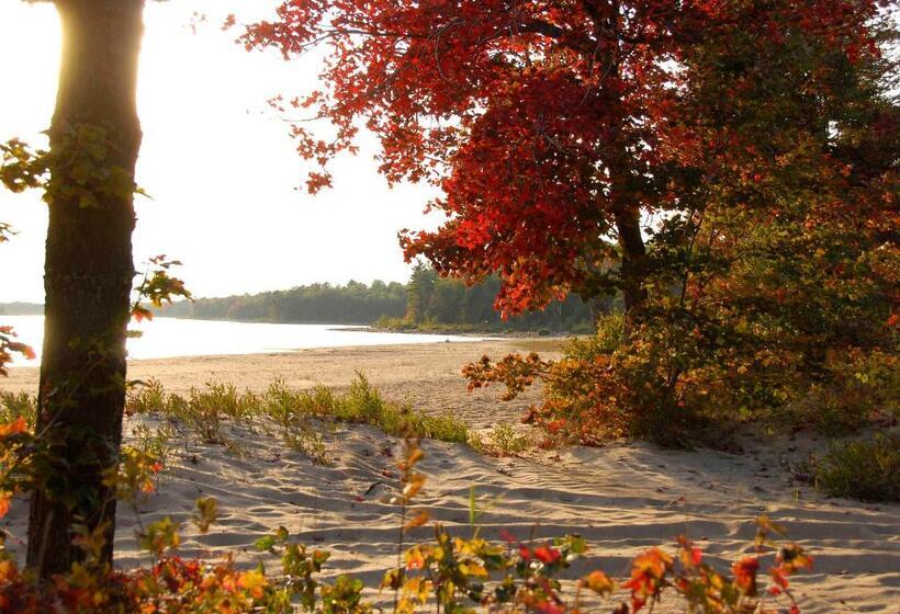 فندق على الطريق Lakeview Inn