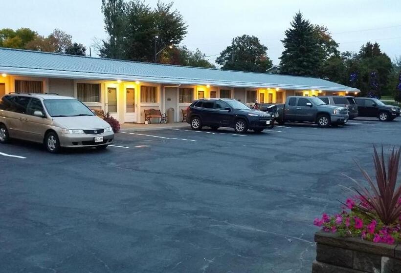 فندق على الطريق Lakeview Inn