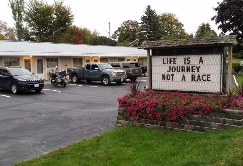 Motelli Lakeview Inn