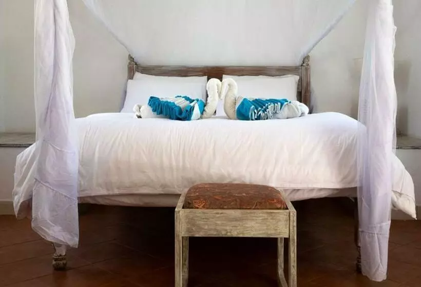 Aamiaismajoitus (B&B) Flamboyant Diani Beach