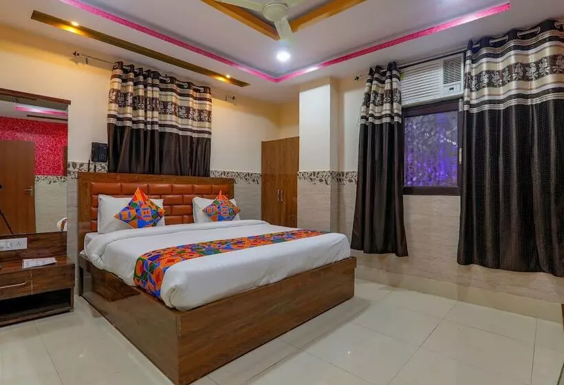 هتل Fabexpress Shree Galaxy