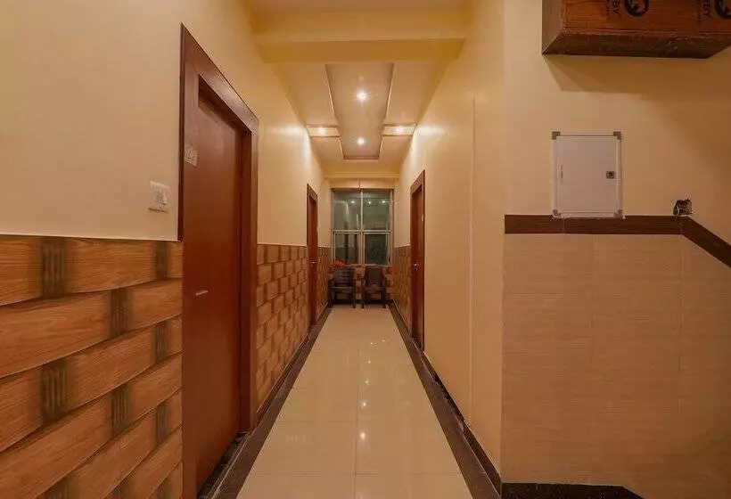 هتل Fabexpress Shree Galaxy